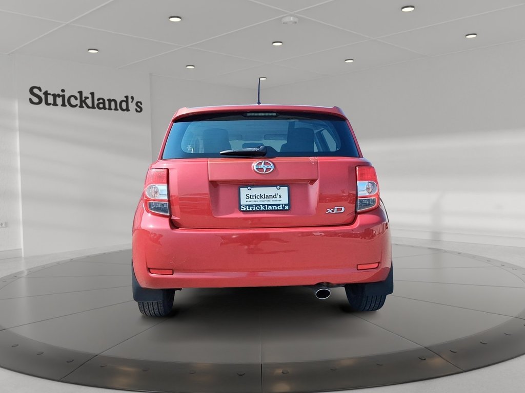 2011 Scion xD 4sp at in Stratford, Ontario - 3 - w1024h768px