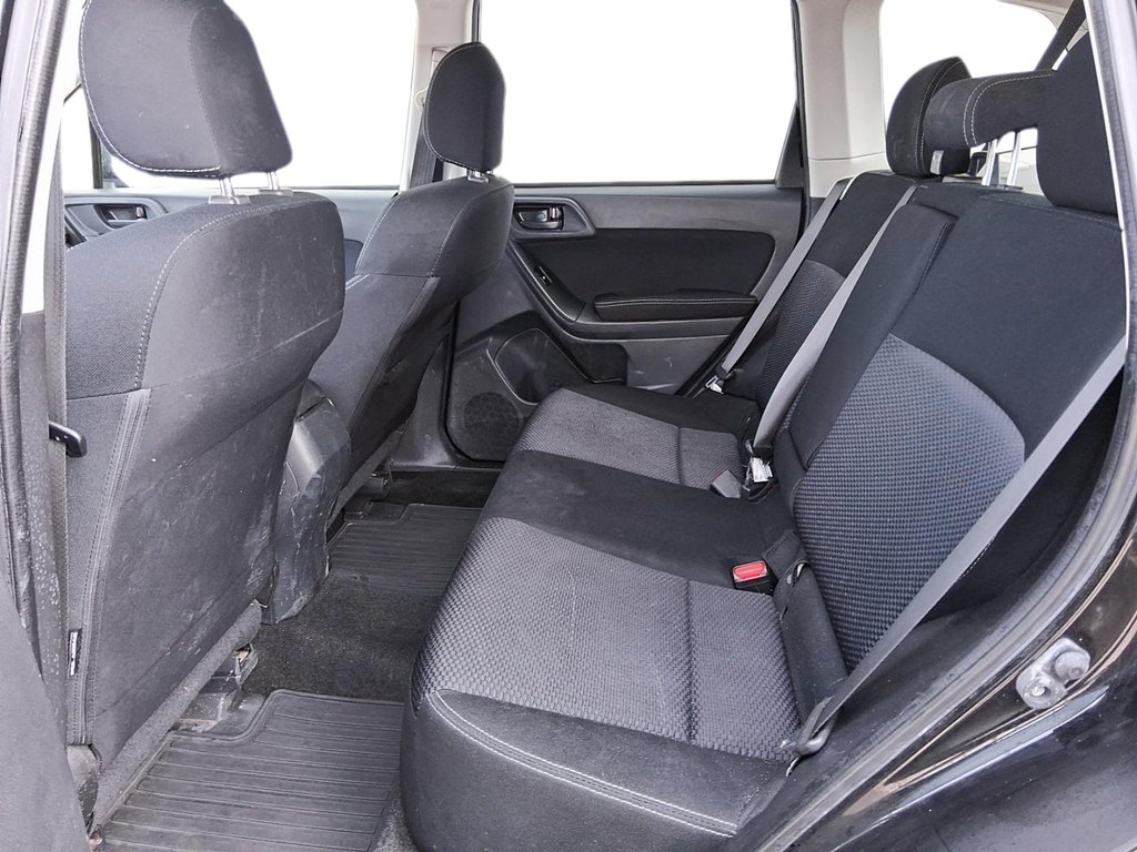 2015 Subaru Forester 2.5i Convenience at in Stratford, Ontario - 9 - w1024h768px