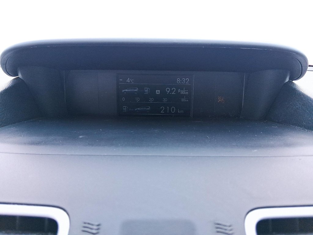 2016 Subaru Forester 2.5i at in Stratford, Ontario - 17 - w1024h768px