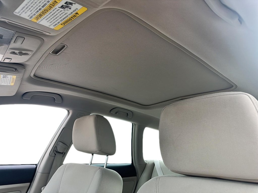 2007 Subaru Legacy Wagon 2.5 GT Limited at in Stratford, Ontario - 14 - w1024h768px