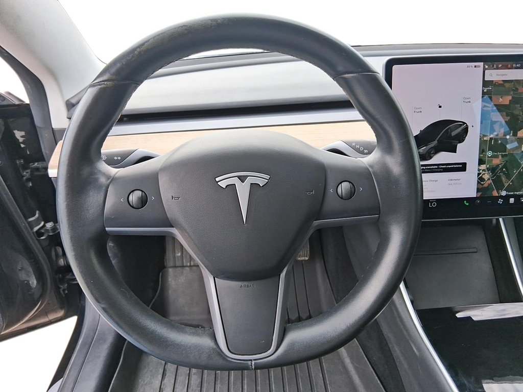 2019 Tesla Model 3 Long Range AWD in Stratford, Ontario - 12 - w1024h768px