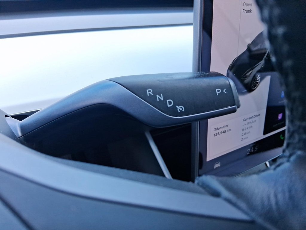 2020 Tesla Model 3 Long Range AWD in Stratford, Ontario - 17 - w1024h768px