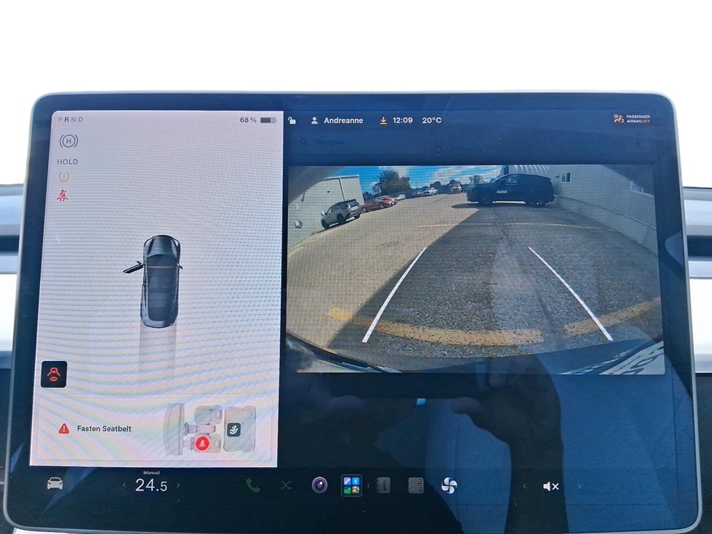 2020 Tesla Model 3 Long Range AWD in Stratford, Ontario - 20 - w1024h768px