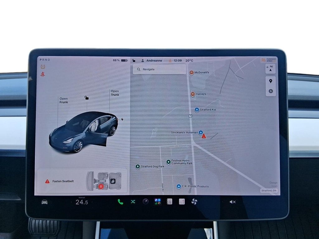 2020 Tesla Model 3 Long Range AWD in Stratford, Ontario - 21 - w1024h768px