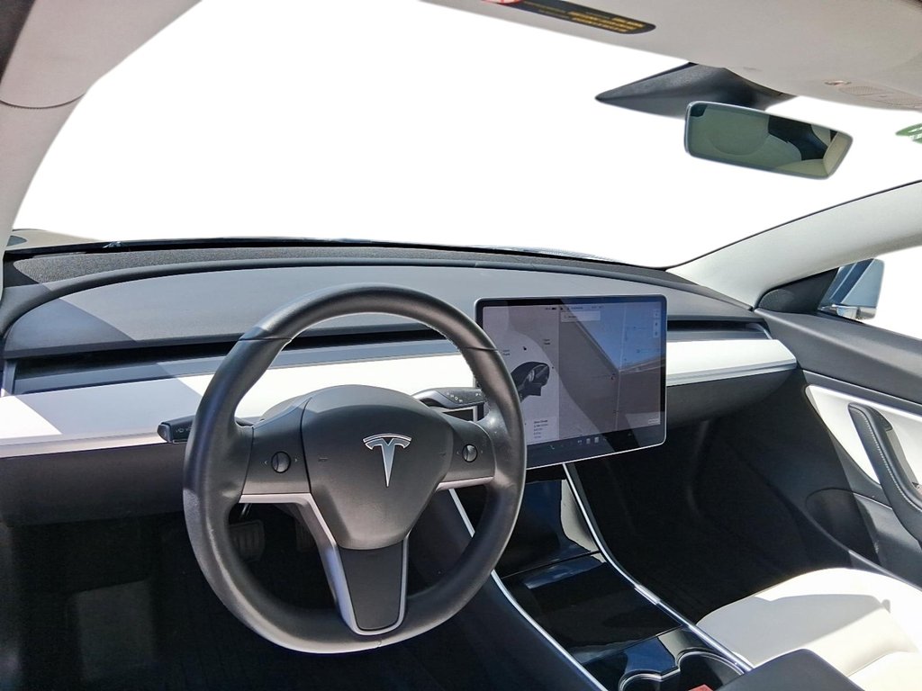 2020 Tesla Model 3 Long Range AWD in Stratford, Ontario - 12 - w1024h768px