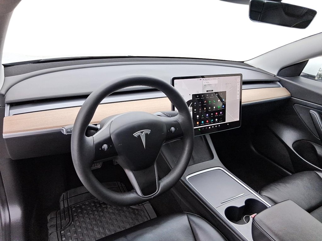 2021 Tesla Model 3 Standard Range Plus in Stratford, Ontario - 11 - w1024h768px