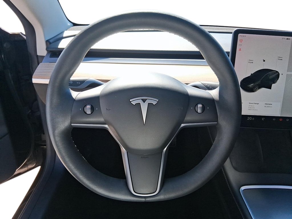 2021 Tesla Model 3 Standard Range Plus in Stratford, Ontario - 13 - w1024h768px