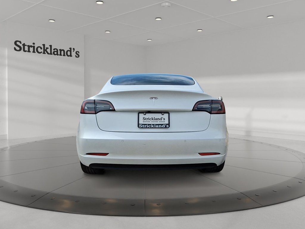2021 Tesla Model 3 in Stratford, Ontario - 3 - w1024h768px