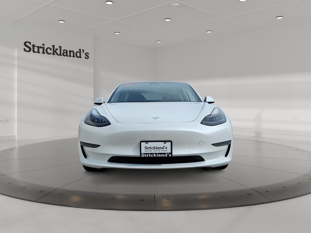 2021 Tesla Model 3 in Stratford, Ontario - 2 - w1024h768px