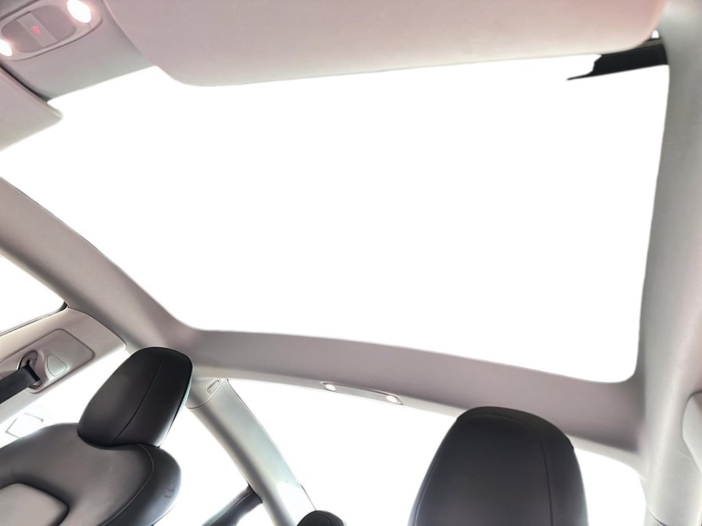 2023 Tesla MODEL 3 Long Range AWD in Stratford, Ontario - 15 - w1024h768px