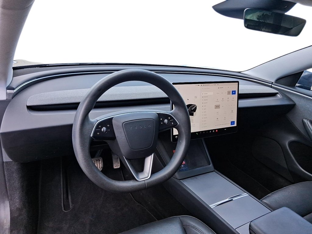 2024 Tesla Model 3 Standard Range RWD in Stratford, Ontario - 11 - w1024h768px