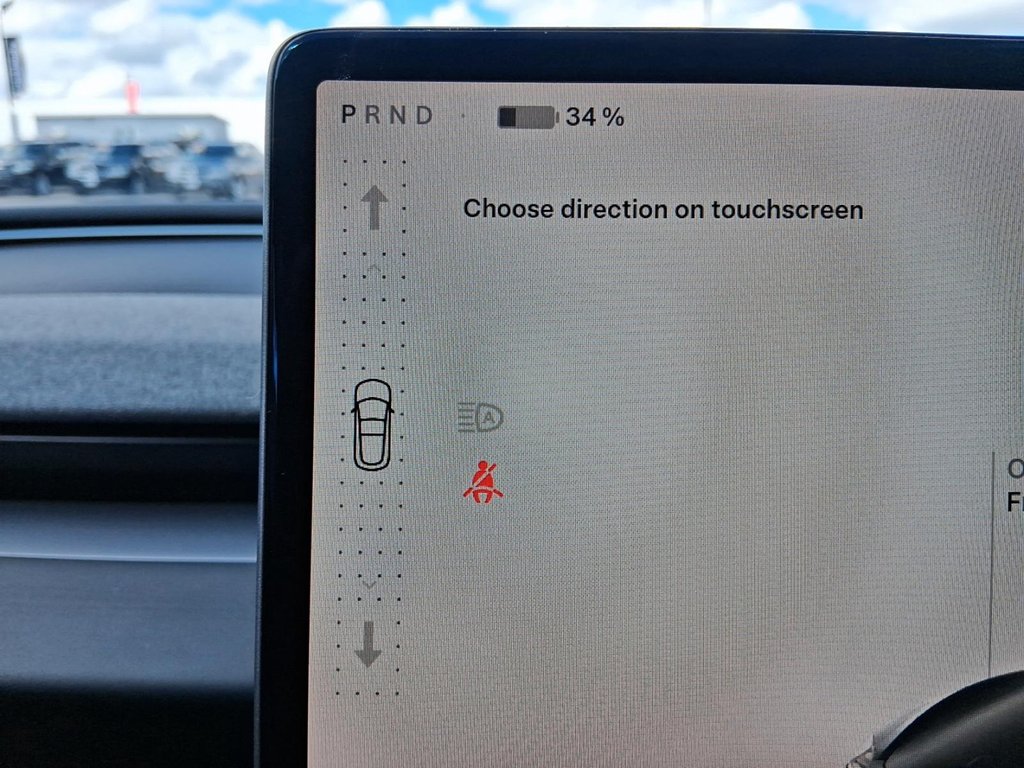 2024 Tesla Model 3 Standard Range RWD in Stratford, Ontario - 17 - w1024h768px