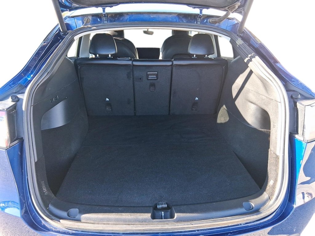 2021 Tesla Model Y Long Range in Stratford, Ontario - 6 - w1024h768px