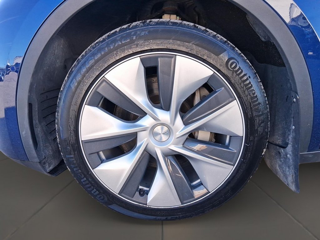 2021 Tesla Model Y Long Range in Stratford, Ontario - 9 - w1024h768px