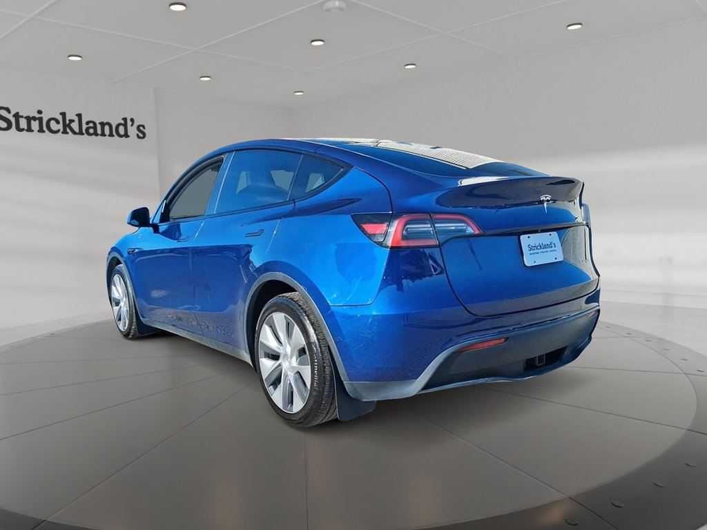 2021 Tesla Model Y Long Range in Stratford, Ontario - 4 - w1024h768px