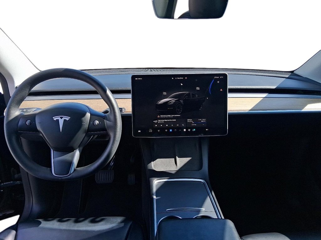 2022 Tesla Model Y Long Range in Stratford, Ontario - 10 - w1024h768px