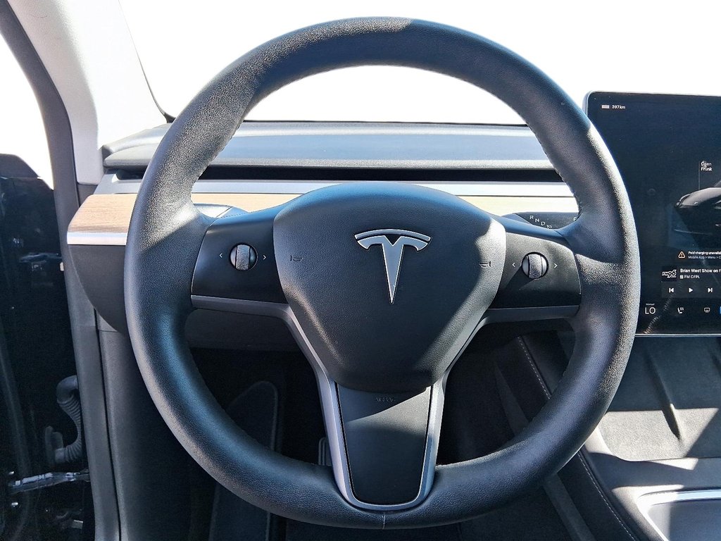 2022 Tesla Model Y Long Range in Stratford, Ontario - 12 - w1024h768px