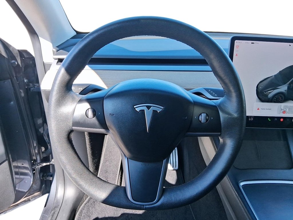2022 Tesla Model Y Performance in Stratford, Ontario - 14 - w1024h768px