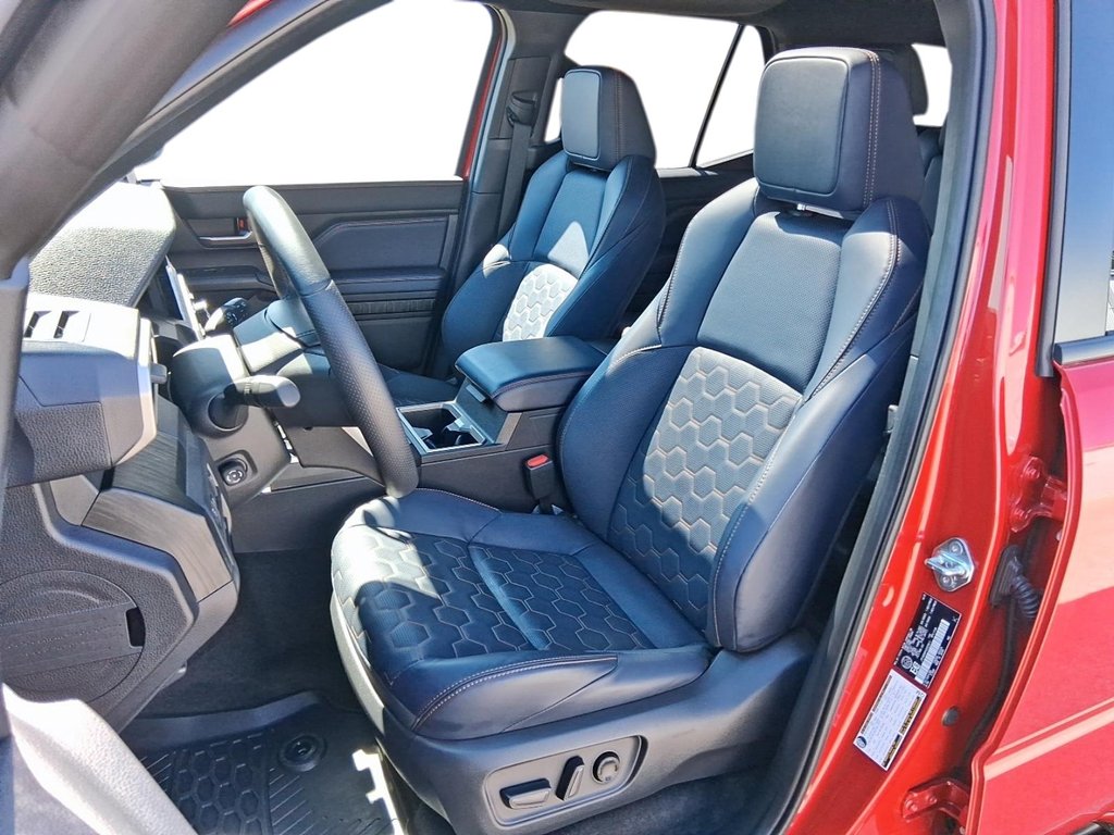 2025 Toyota 4Runner Hybrid Hybrid in Stratford, Ontario - 9 - w1024h768px