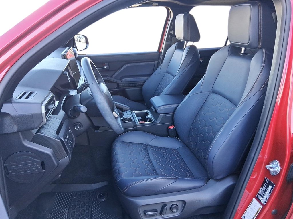 2026 Toyota 4Runner Hybrid Hybrid in Stratford, Ontario - 8 - w1024h768px