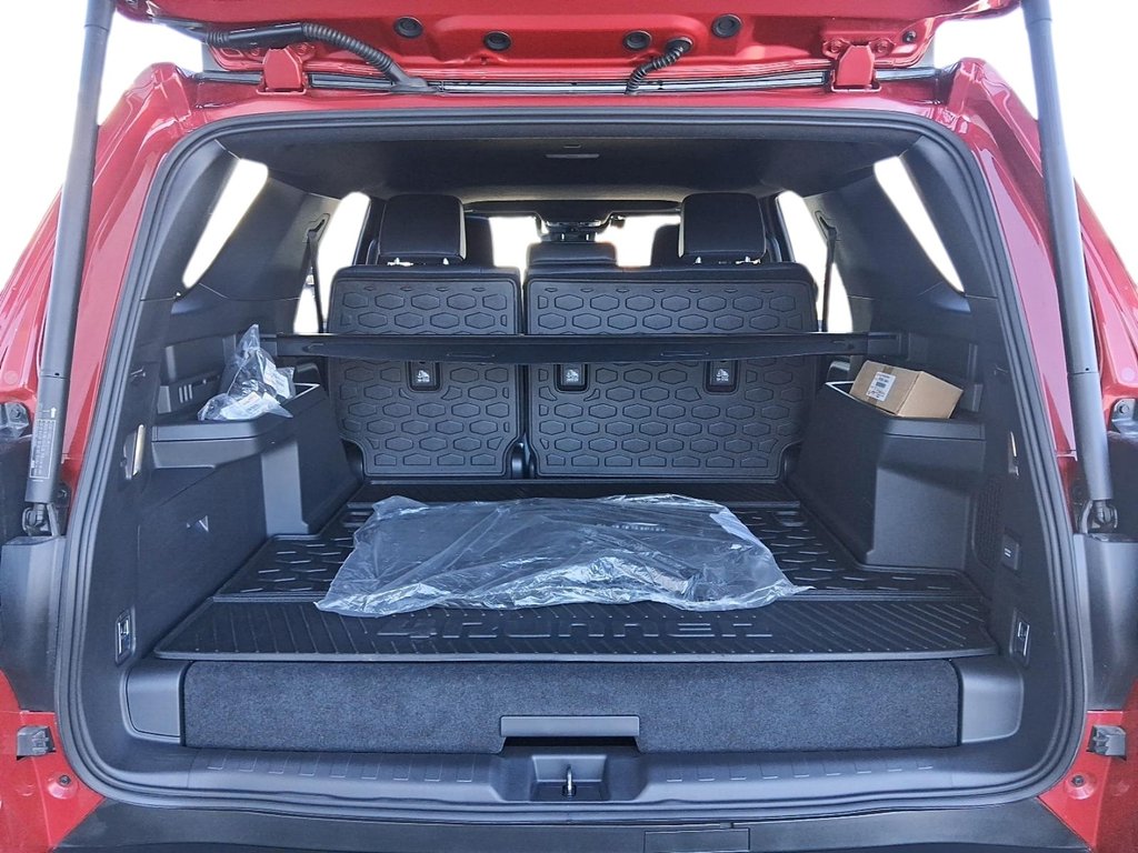 2026 Toyota 4Runner Hybrid Hybrid in Stratford, Ontario - 6 - w1024h768px