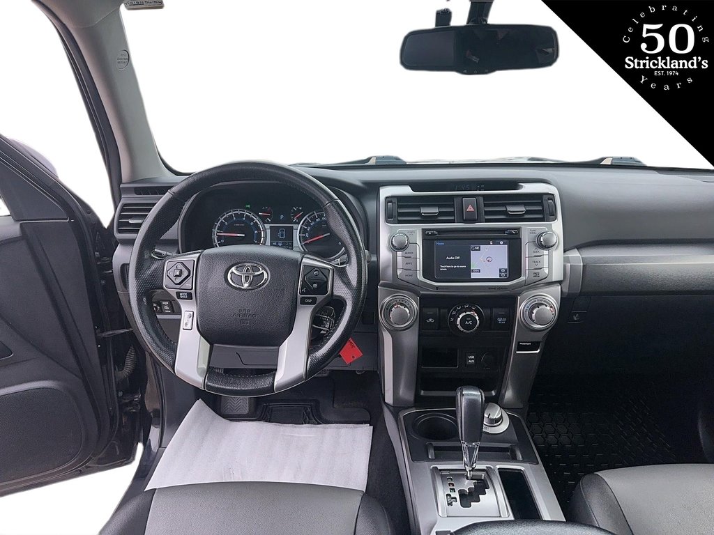 2017 Toyota 4Runner SR5 V6 5A in Stratford, Ontario - 9 - w1024h768px