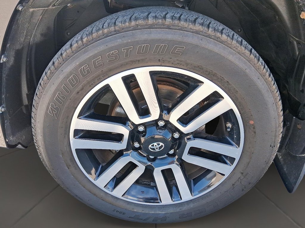 2021 Toyota 4Runner in Stratford, Ontario - 7 - w1024h768px