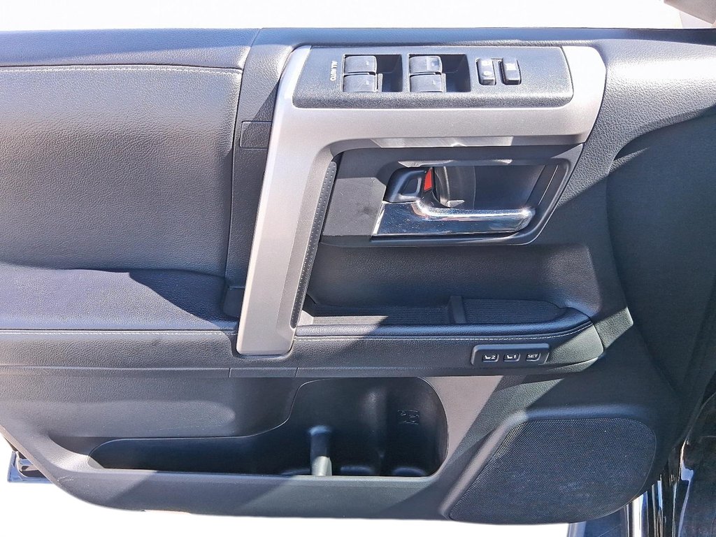 2021 Toyota 4Runner in Stratford, Ontario - 10 - w1024h768px