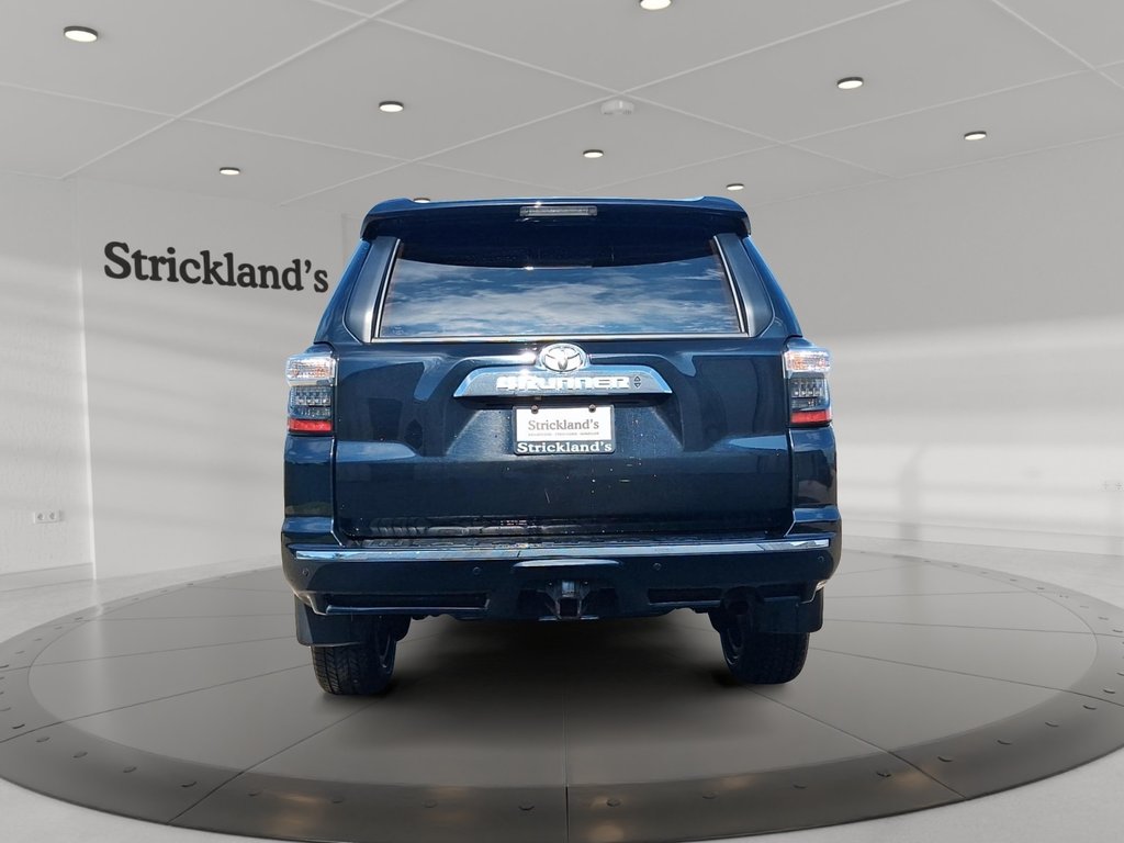 2021 Toyota 4Runner in Stratford, Ontario - 3 - w1024h768px