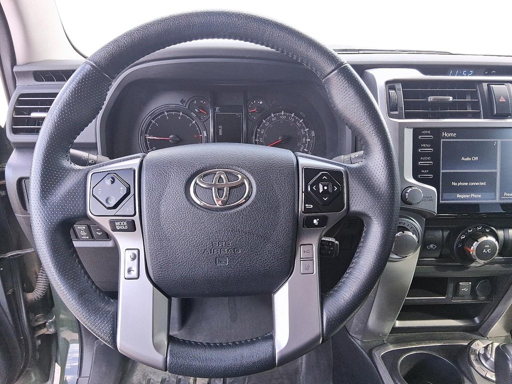 2022 Toyota 4Runner in Stratford, Ontario - 12 - w1024h768px