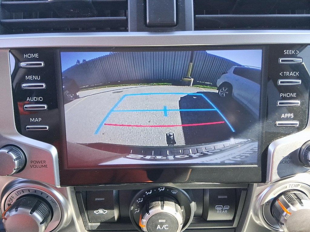 2022 Toyota 4Runner in Stratford, Ontario - 15 - w1024h768px