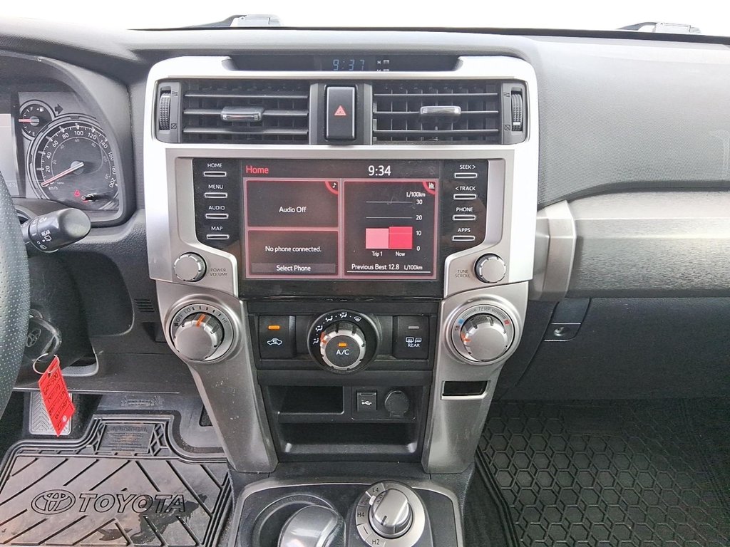 2022 Toyota 4Runner in Stratford, Ontario - 15 - w1024h768px