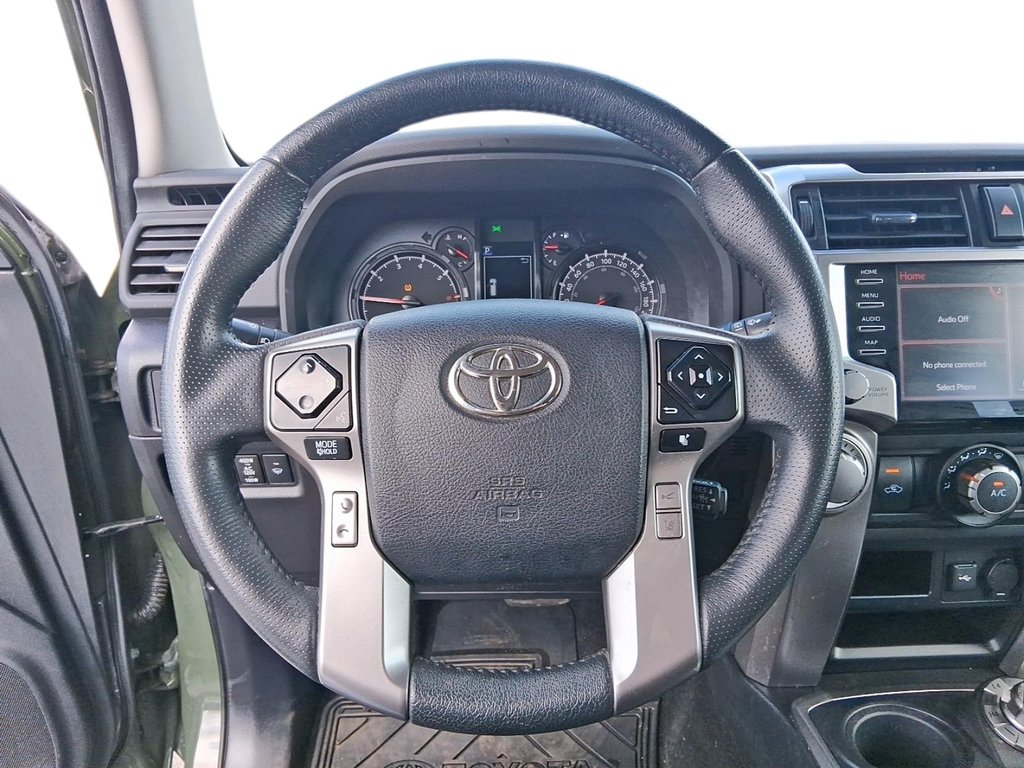 2022 Toyota 4Runner in Stratford, Ontario - 12 - w1024h768px