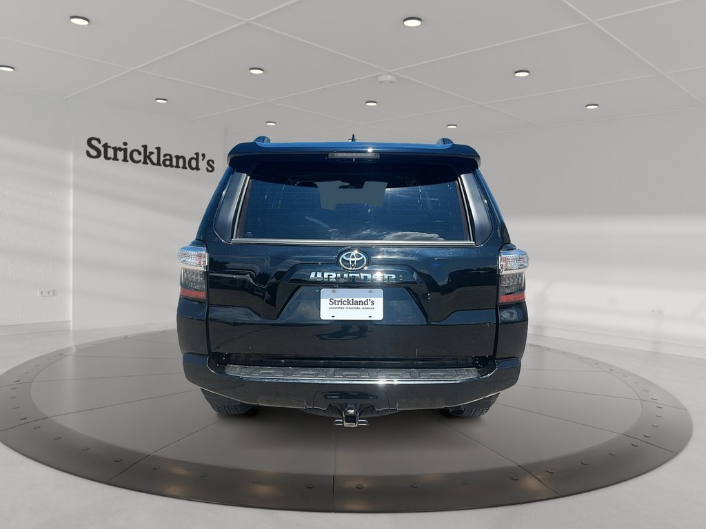 2023 Toyota 4Runner in Stratford, Ontario - 3 - w1024h768px