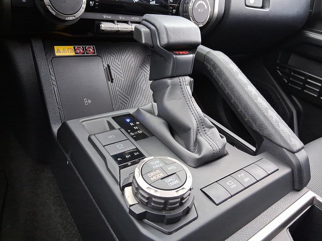 2025 Toyota 4Runner in Stratford, Ontario - 16 - w1024h768px