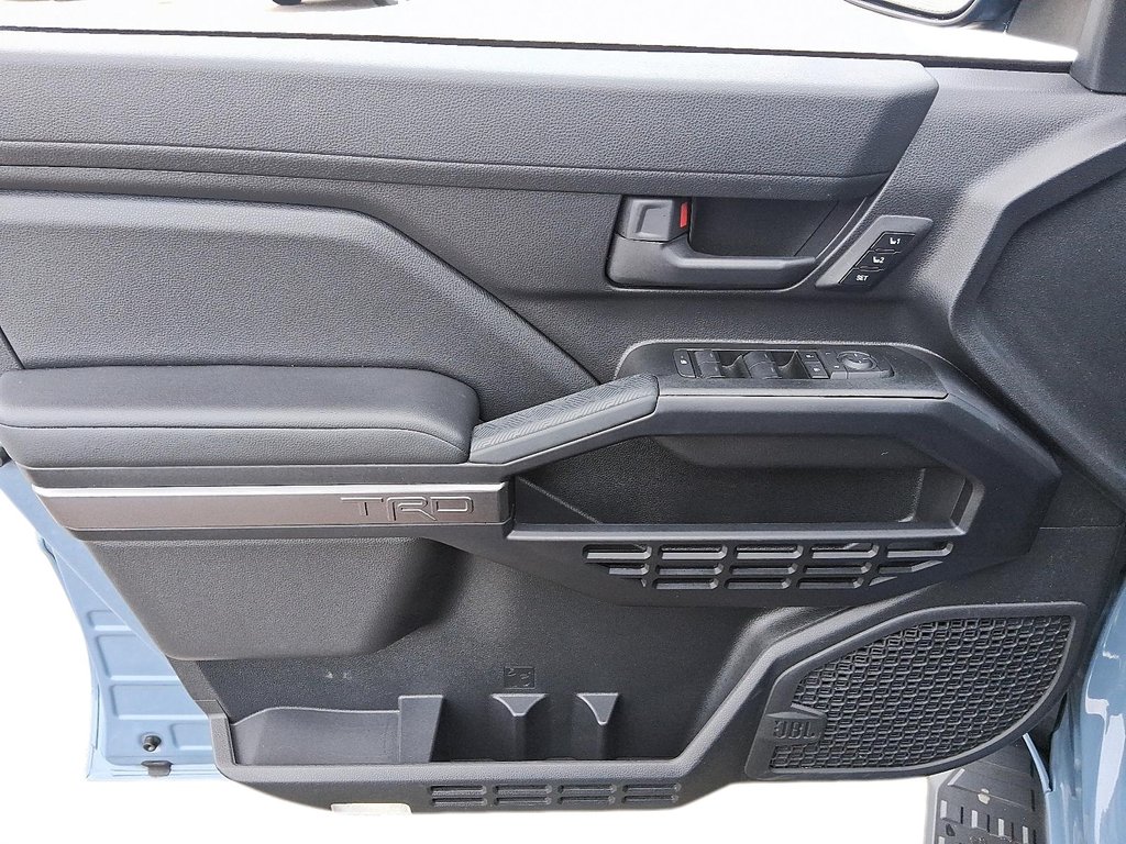 2025 Toyota 4Runner in Stratford, Ontario - 11 - w1024h768px