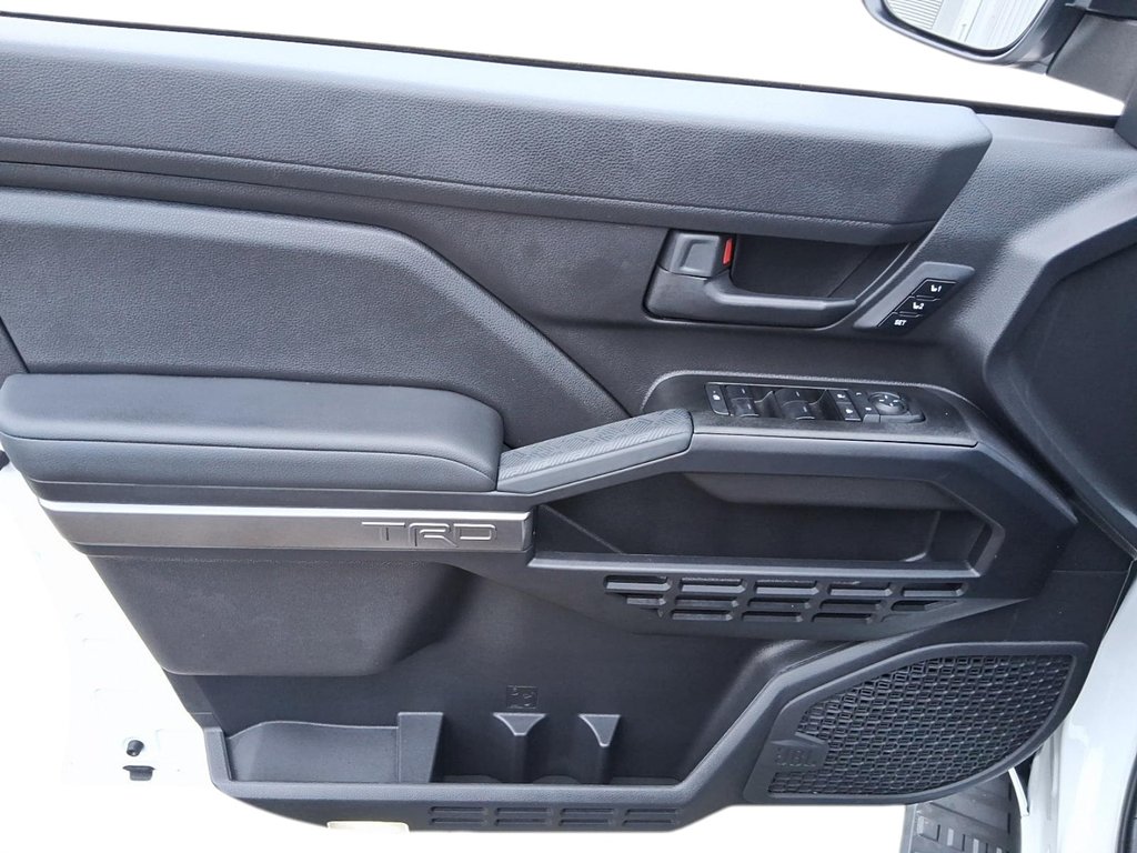 2025 Toyota 4Runner in Stratford, Ontario - 11 - w1024h768px