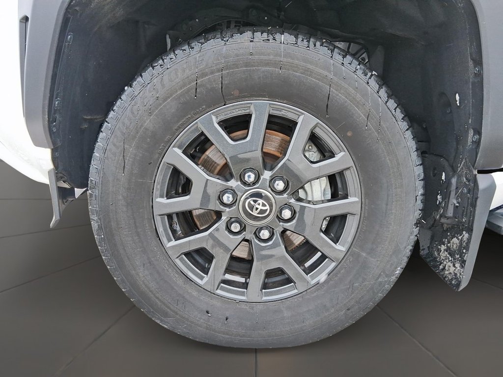 2025 Toyota 4Runner in Stratford, Ontario - 7 - w1024h768px