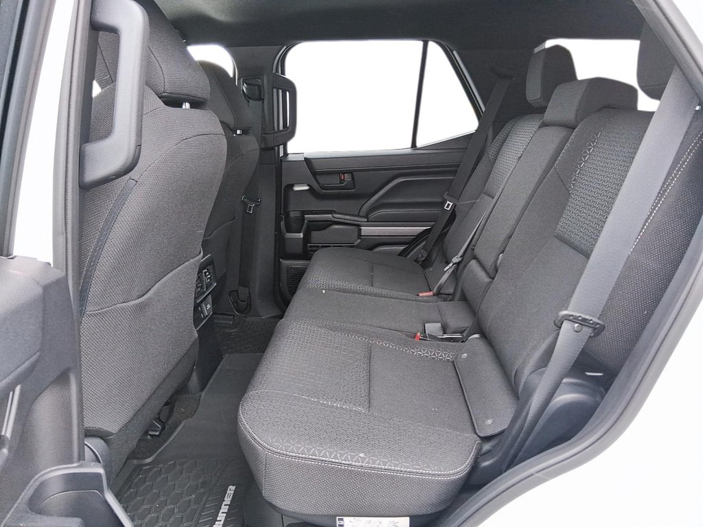 2025 Toyota 4Runner in Stratford, Ontario - 9 - w1024h768px