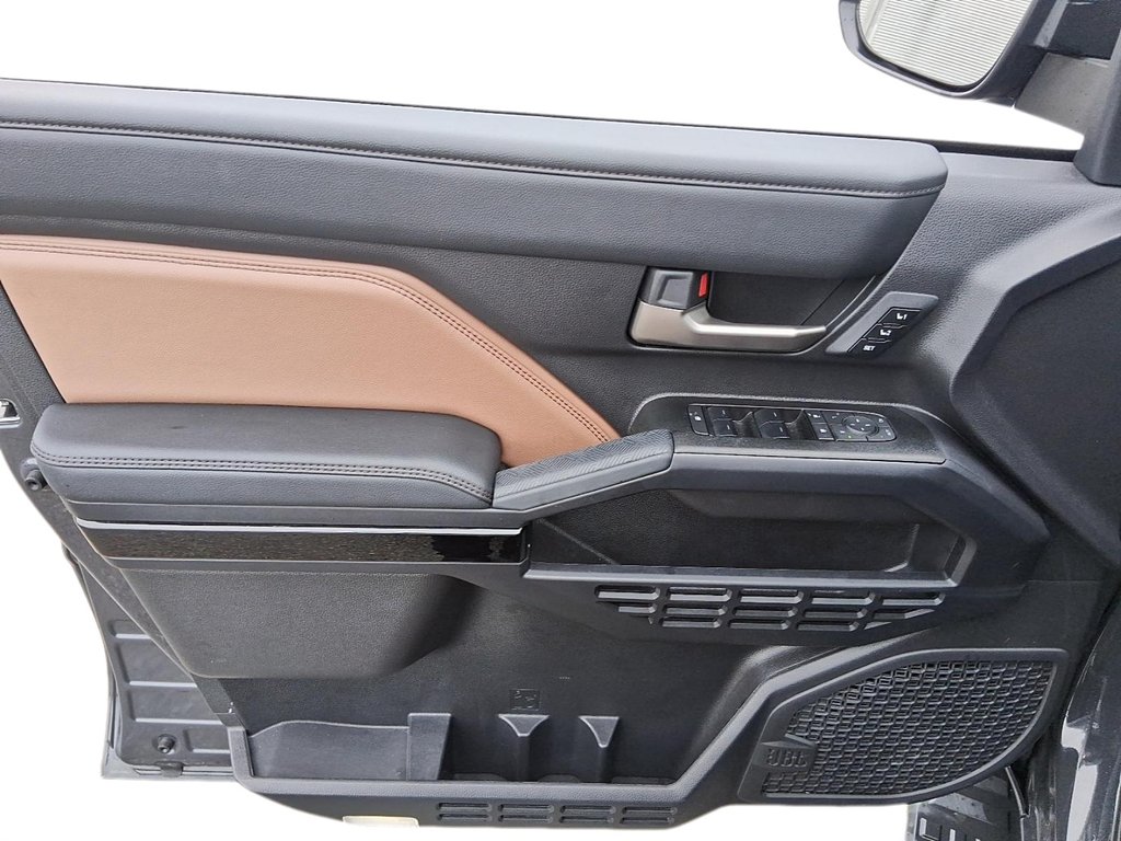 2025 Toyota 4Runner in Stratford, Ontario - 11 - w1024h768px