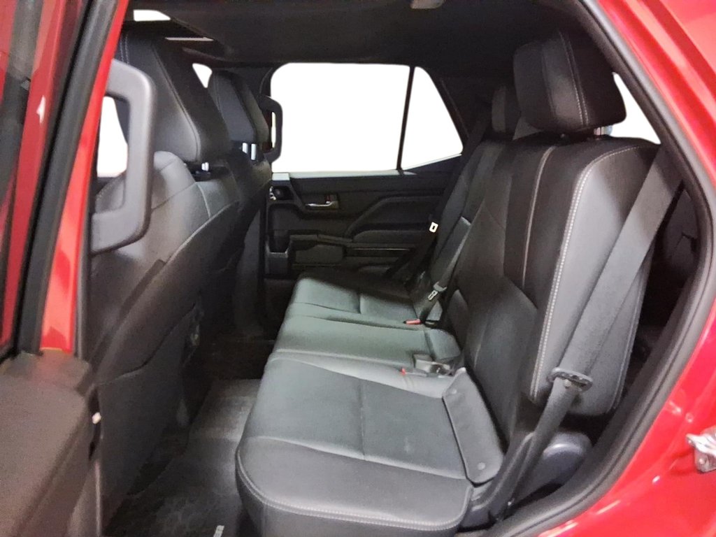2025 Toyota 4Runner in Stratford, Ontario - 7 - w1024h768px