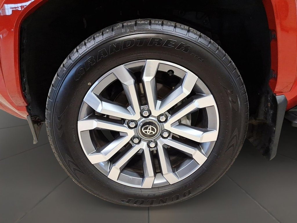 2025 Toyota 4Runner in Stratford, Ontario - 5 - w1024h768px