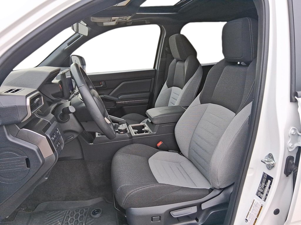 2025 Toyota 4Runner in Stratford, Ontario - 8 - w1024h768px