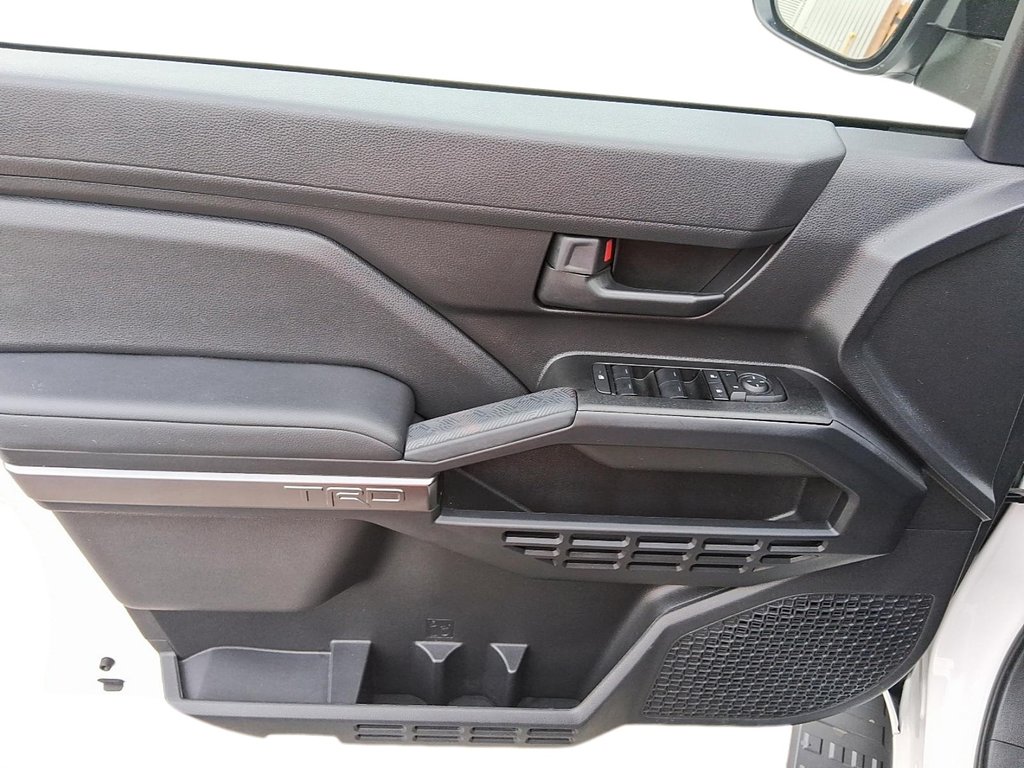 2025 Toyota 4Runner in Stratford, Ontario - 11 - w1024h768px