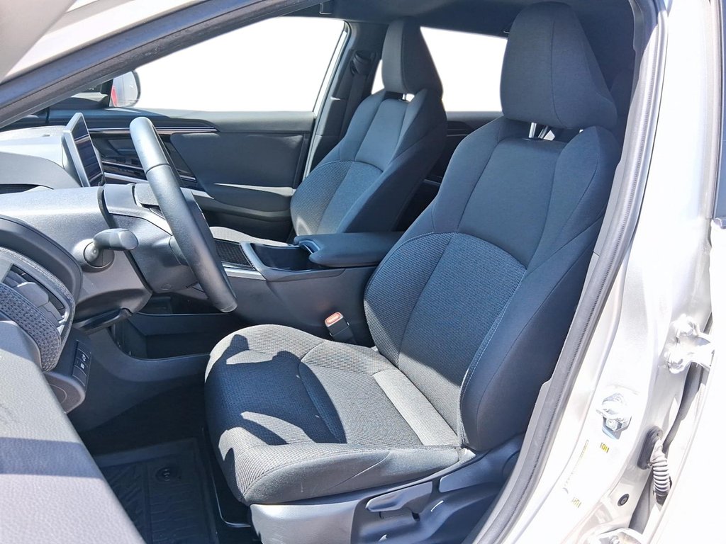 2025 Toyota bZ 4X LE AWD in Stratford, Ontario - 8 - w1024h768px
