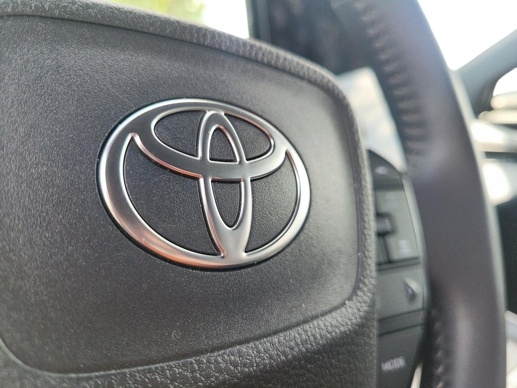 2026 Toyota bZ XLE FWD in Stratford, Ontario - 17 - w1024h768px