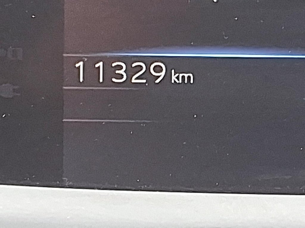 2026 Toyota bZ XLE FWD in Stratford, Ontario - 14 - w1024h768px