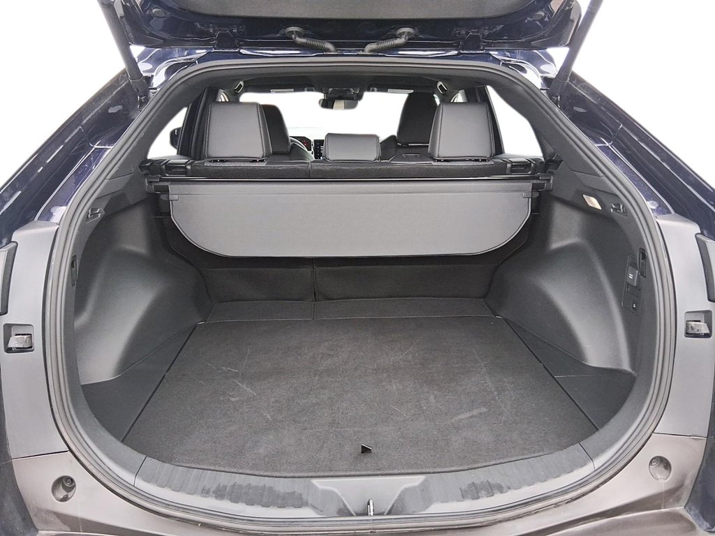 2026 Toyota bZ XLE FWD in Stratford, Ontario - 6 - w1024h768px