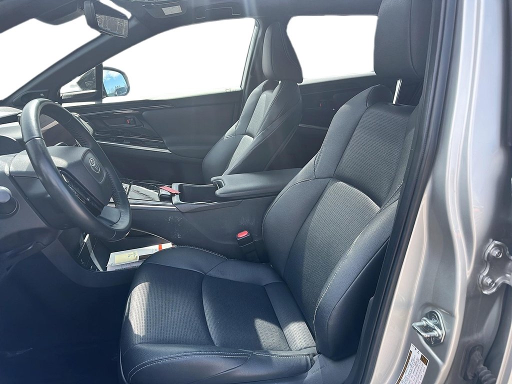 2023 Toyota BZ4X XLE AWD in Stratford, Ontario - 7 - w1024h768px