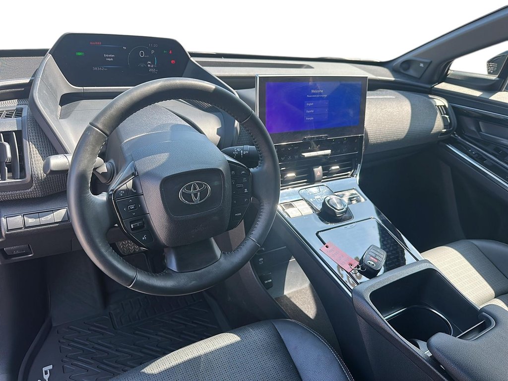 2023 Toyota BZ4X XLE AWD in Stratford, Ontario - 9 - w1024h768px